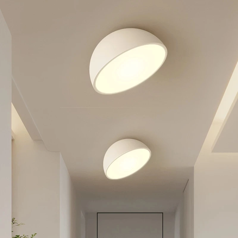 Modern LED Round Ceiling Lights Nordic Black White Ceiling Lamps Bedroom Corridor Aisle Flats Stairs Decor Chandeliers Lustre