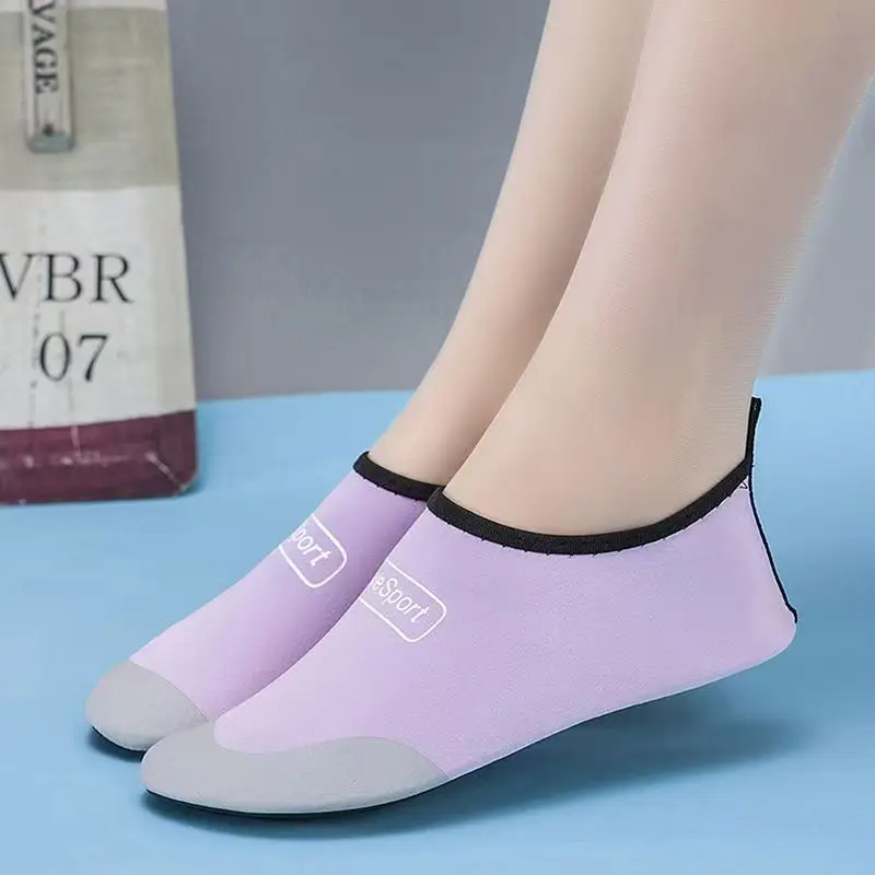 

Woman Big Size Quick Drying Beach Shoes Soft Sole Non Slip Lovers Indoor Fitness Yoga Shoes Jump Rope Shoes Outdoor Wading Shoes