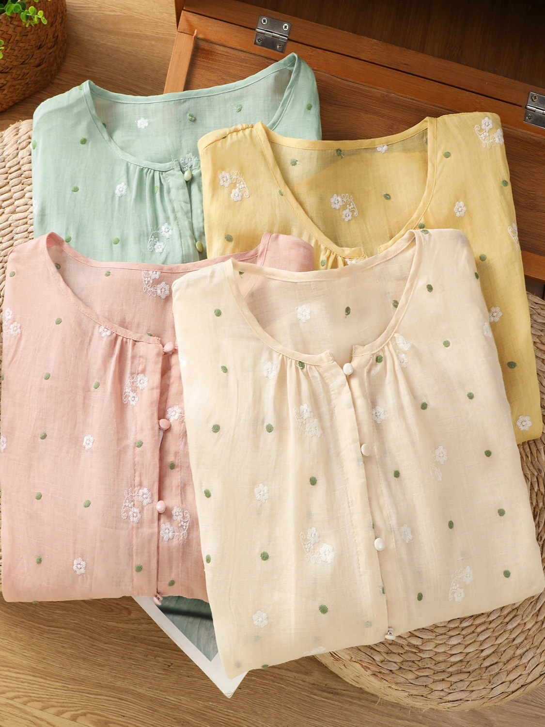 Rétro lourd brodé lin irt femmes été artistique ample minceur décontracté coton lin cinq-quarts Sve haut