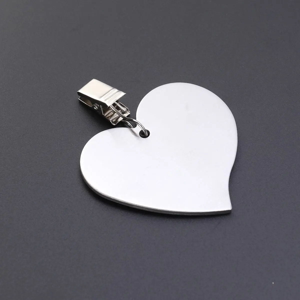 

6pcs Stainless Steel Tablecloth Clips Heart Shape Rust Resistant Table Cover Clamps For Picnic Wedding Decoration Silver