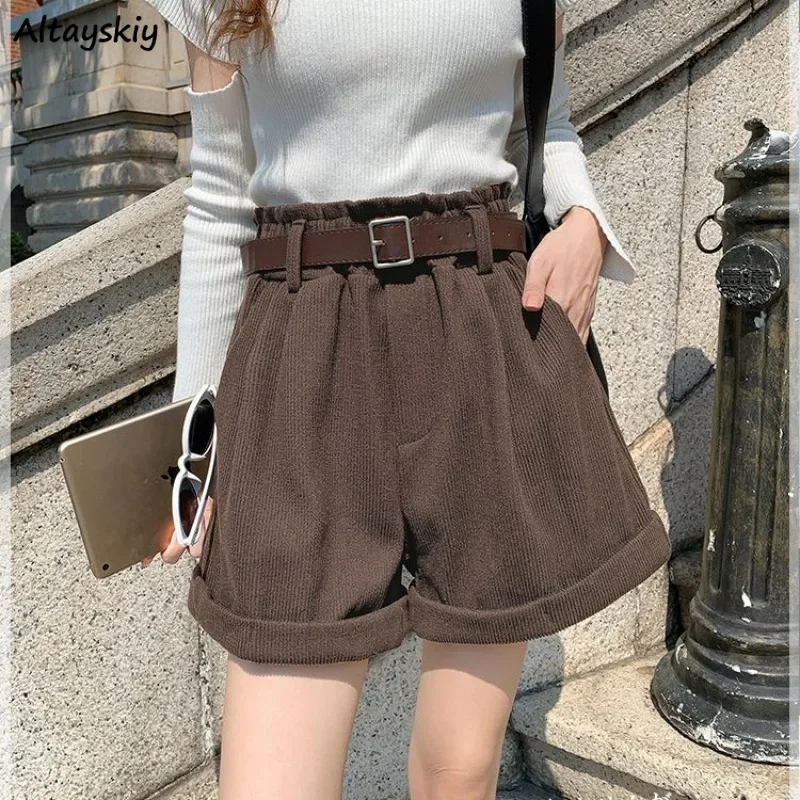 Pantaloncini di velluto a coste Donna A-line a vita alta Elegante stile coreano allentato Casual All-match Vintage Giovane donna Gamba larga Donna Chic Ins