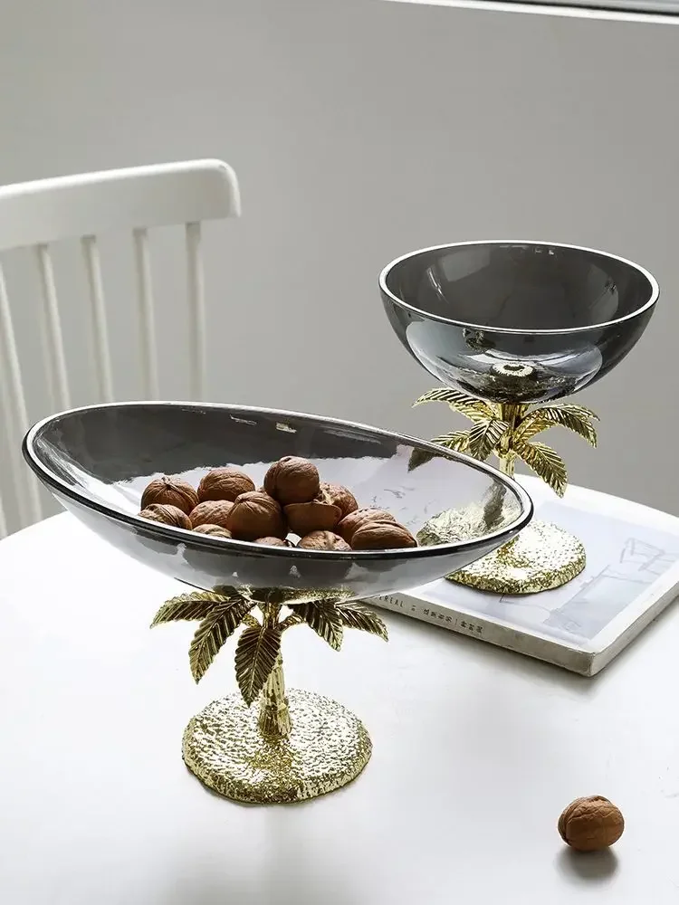 Creative high-end fruit plate with high feet Modern living room light luxury candy plate, front desk snack plate