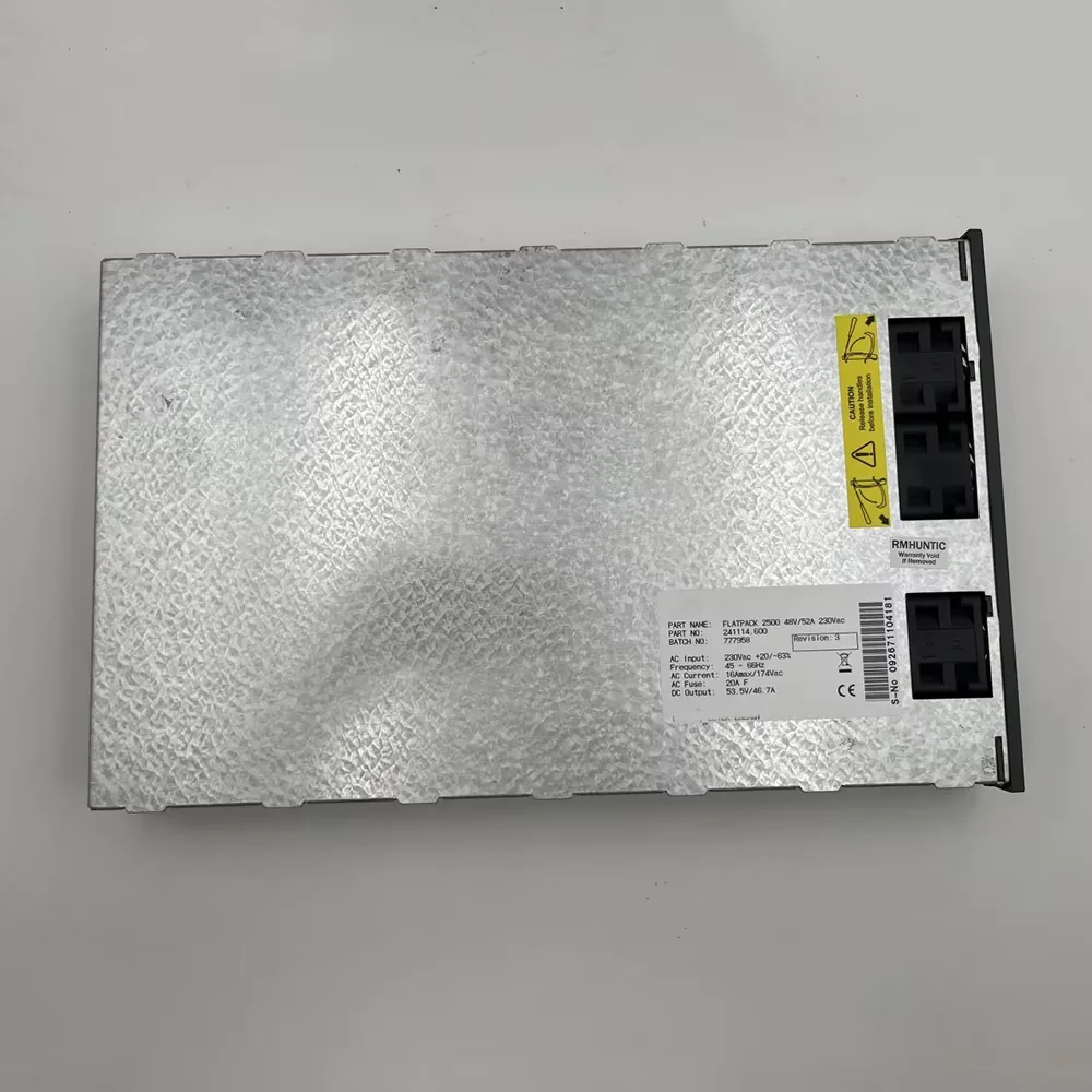

Модуль питания связи Flatpack 2500 48 В/52 А 230 В переменного тока выход CC 53,5 В 46,7 А 241114.600