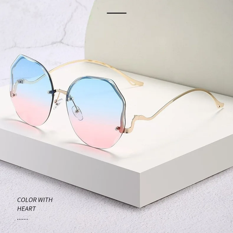 

Fashion Rimless Sunglasses for Women/Men Colour Polygonal Large Frame Gradient Sunscreen Eyeglasses Очки Солнечные Женские