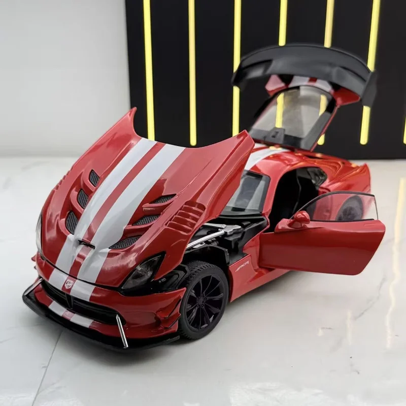 

1:24 Dodge Viper ACR SRT, модель спортивного автомобиля из сплава, литая под давлением металлическая гоночная машина, модель автомобиля, звук и свет, детская игрушка в подарок