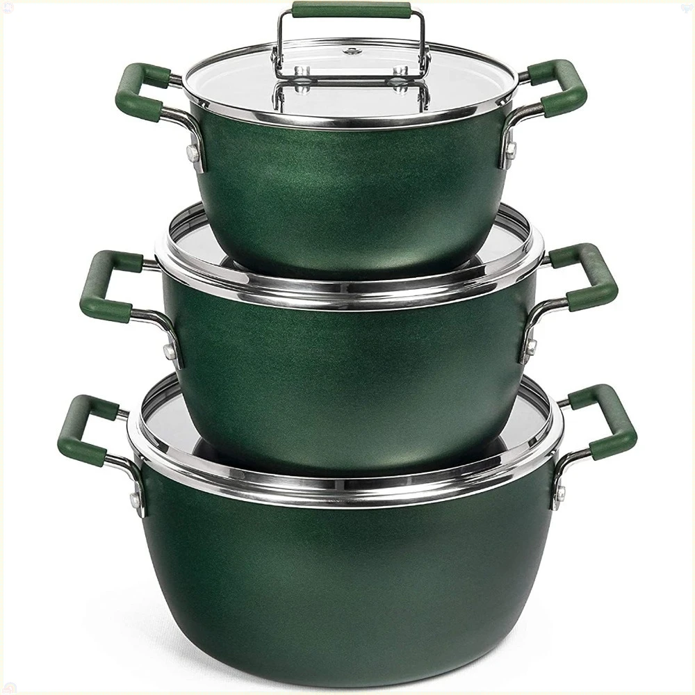 

This granite green non-stick cookware set lets you cook like a pro right out of the box. It's dishwasher safe and 100% non-toxic