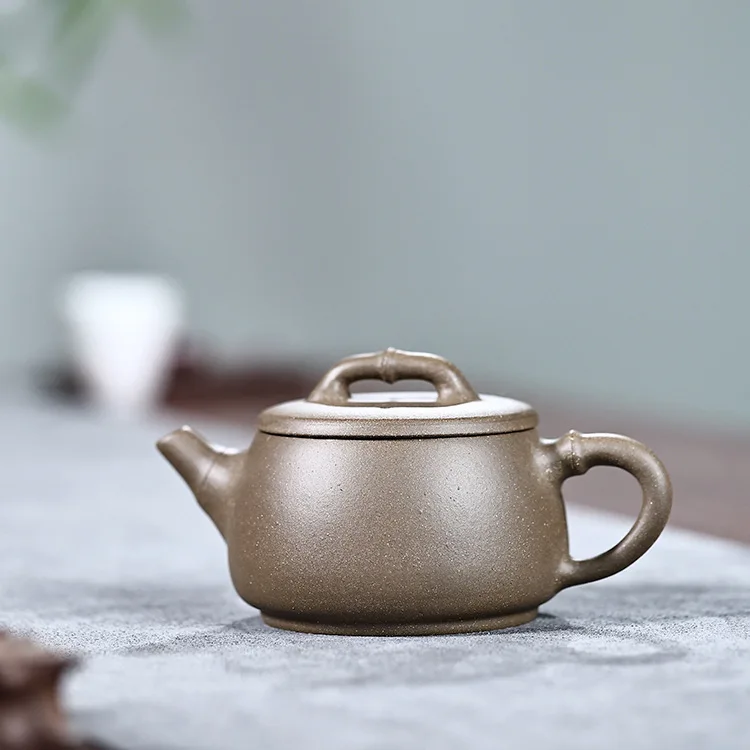 260cc Authentic Yixing Purple Clay Teapot Master Handmade Tea Pot Tea Infuser Raw Ore Green Mud Kettle Chinese Zisha Tea Set