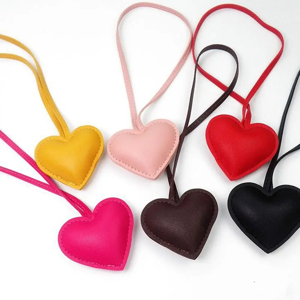 Multi-color PU Leather Heart Keychain Love Cartoon PU Leather Hanger 14 Colors Fashion Bag Pendant Bag Ornament