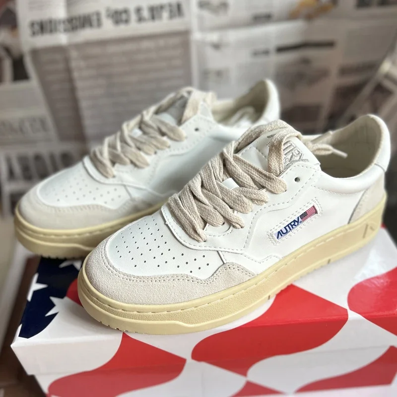 Scarpe da donna Autry Medalist Low White Sneakers estate Casual sport scarpe da Skateboard scarpe vulcanizzate traspiranti per le signore