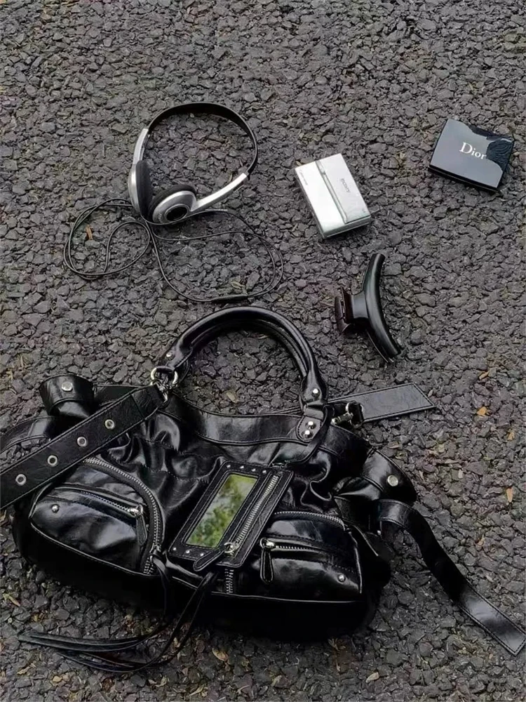 ريترو تصميم برشام حقيبة دراجة نارية 2025 جديد Sle فتاة باردة حقيبة كتف مفردة Faionable حقيبة كروسبودي للشباب الاستخدام غير الرسمي