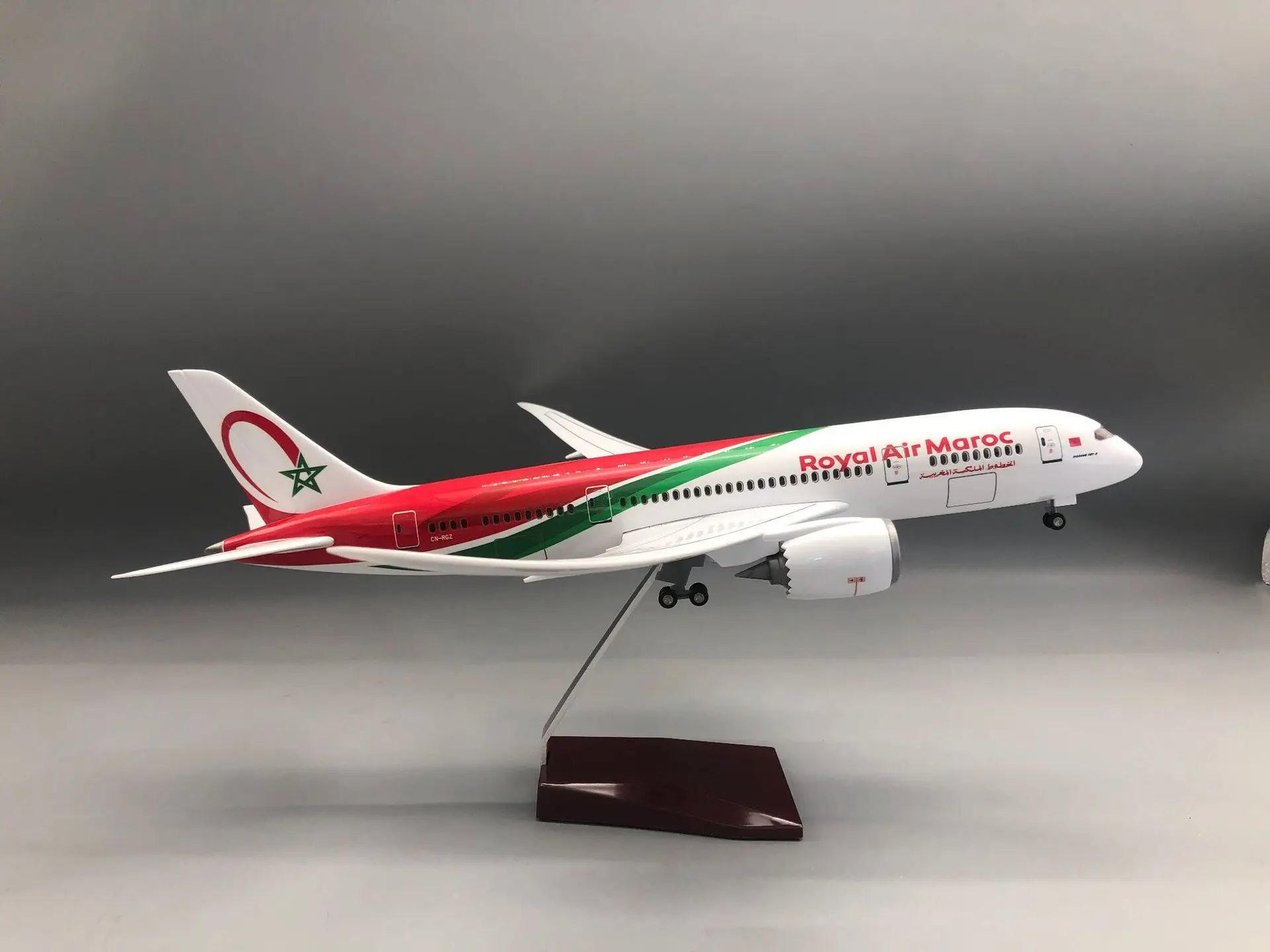 

B787 Royal Air Maroc Airplane diecast Model 43cm Children toys with Lights Realistic Static Model Aircraft collectible miniature