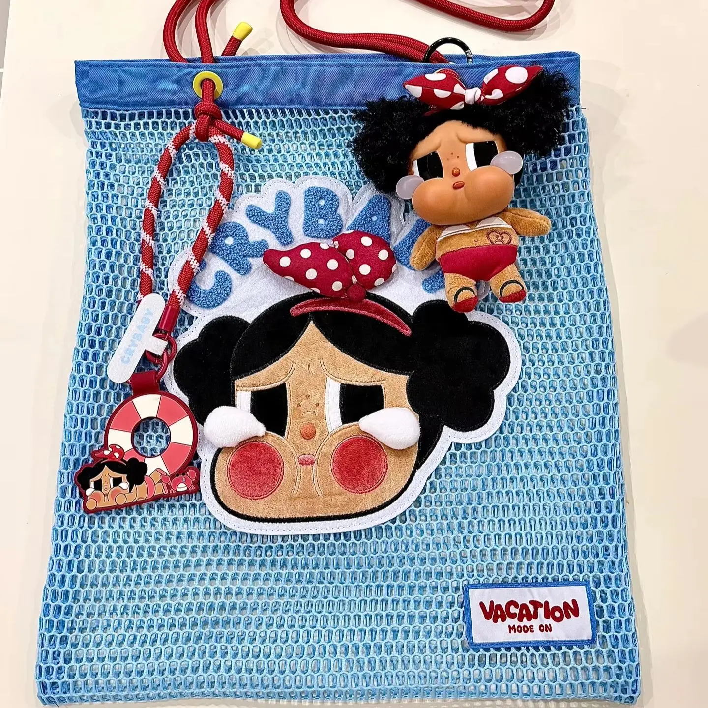 

POP MART CRYBABY Vacation Mode Single Shoulder Mystery Bag Blind Box Toy Ornament Home Figurine Collectible