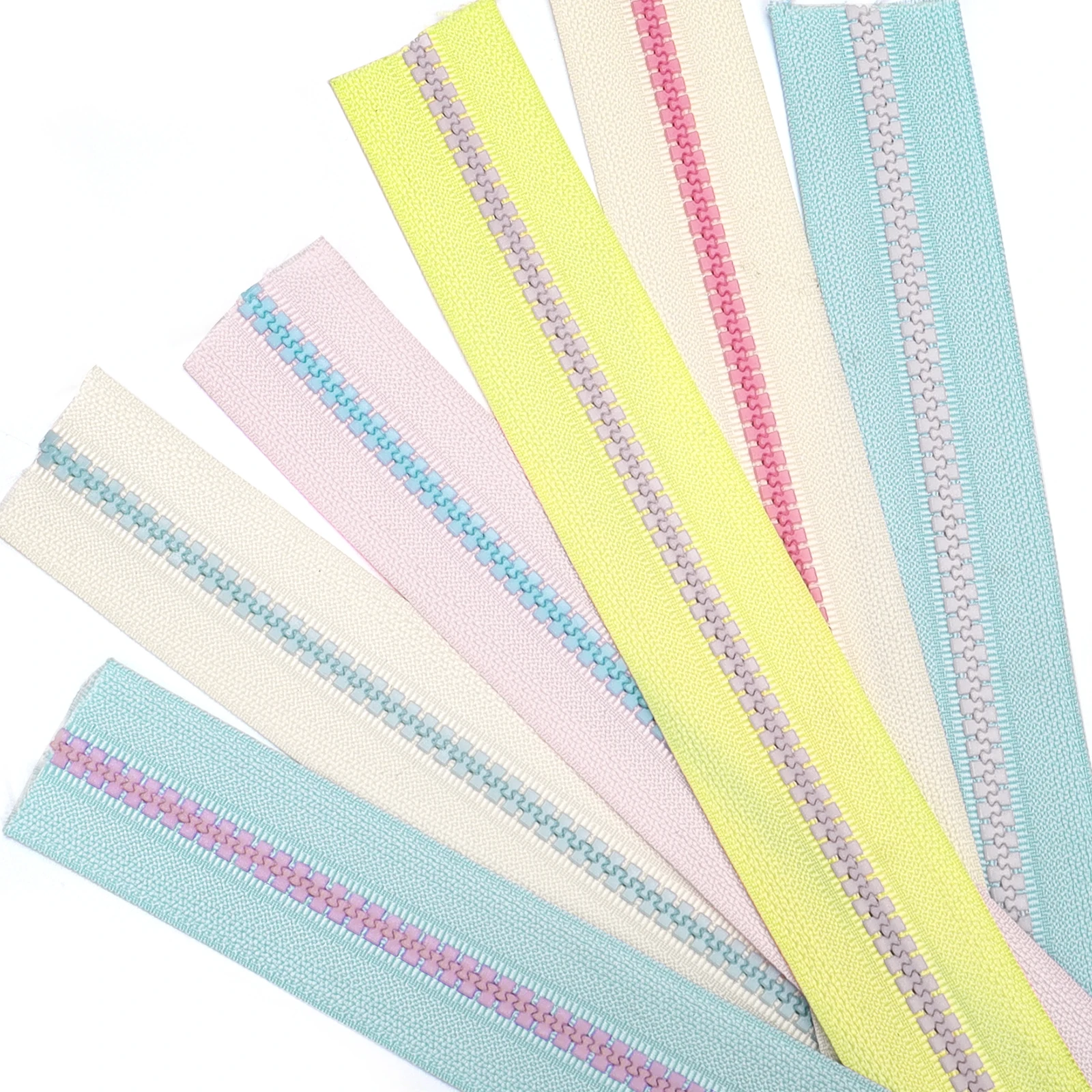 المجموعة واحدة: 5 سحابات مقاسات مع سحابات، وسحابات راتينج محظورة الألوان، وتوفر أنماط متعددة