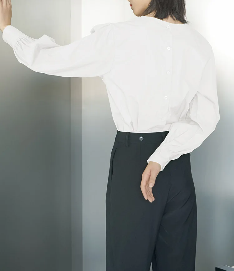 롯데 신상 봄가을 라운드넥 셔츠 여성용 한국 스타일 랜턴 소매 뒷단추 순면 셔츠