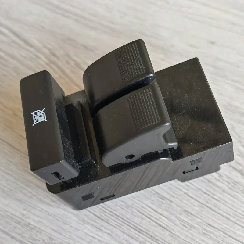 Suitable for XCMG Crane 35KXCT25XCT35XCT55 Electric Window Door Window Glass Lifter Switch Assembly