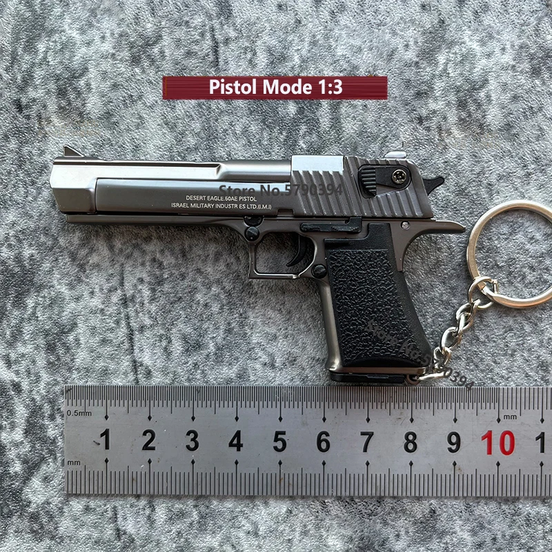 Modelo de pistola Desert Eagle Mini pistola, chaveiro de liga dourada, pingente de bolsa destacável, presente para adultos e crianças, 1:3