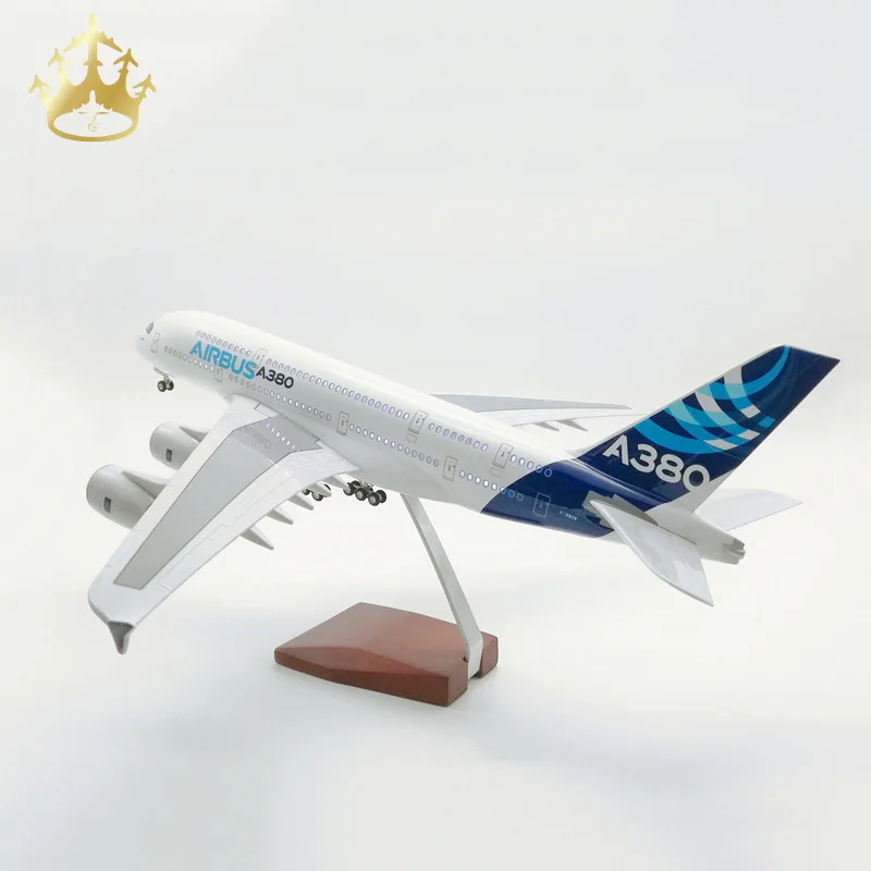 โมเดลเครื่องบินแอร์บัส A380 รุ่นต้นแบบ พร้อมล้อและไฟจำลอง ของตกแต่งสำหรับนักบินและสายการบิน