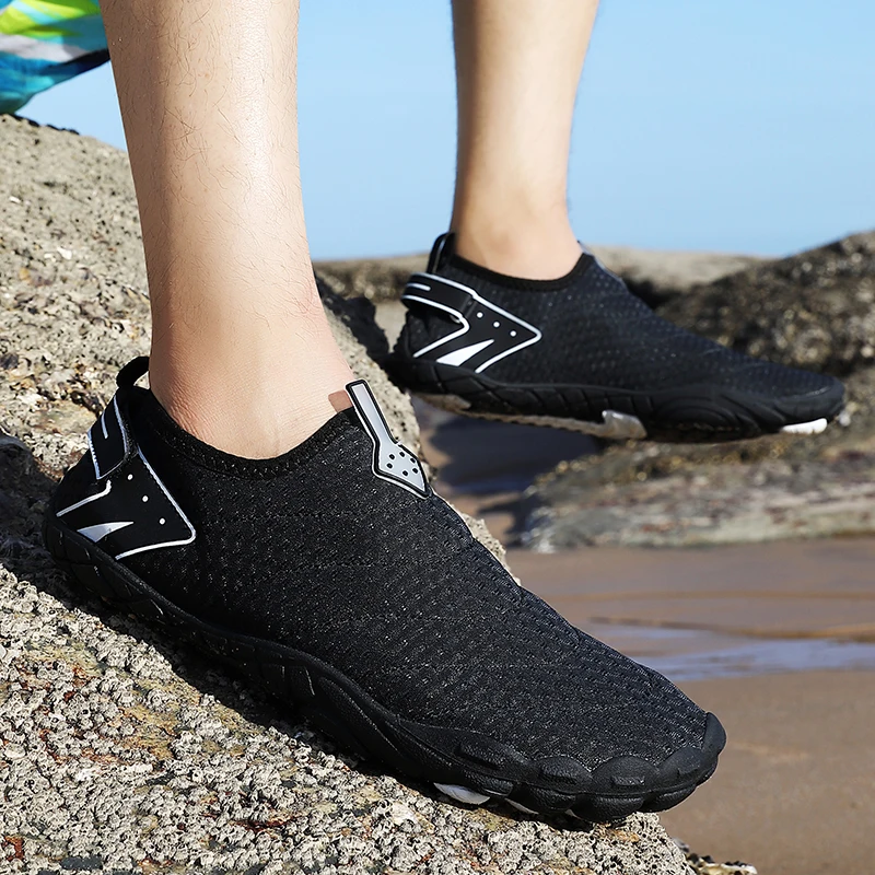 NEW 35-47# Water Shoes Swimming Men Aqua Shoes Women For The Sea Beach Shoes Boys Man Barefoot Shoes Gym Running Fishing