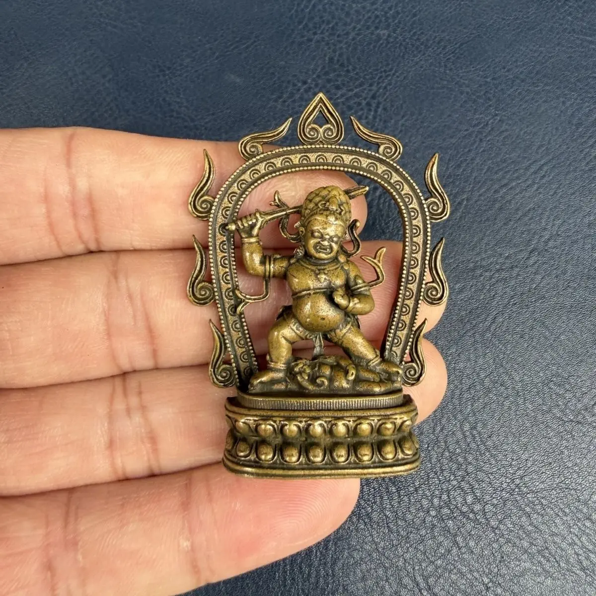 Tibetan Acala Mini Wrathful Wisdom King Statue Statues Figurines Lucky Ornaments Home Decoration gifts