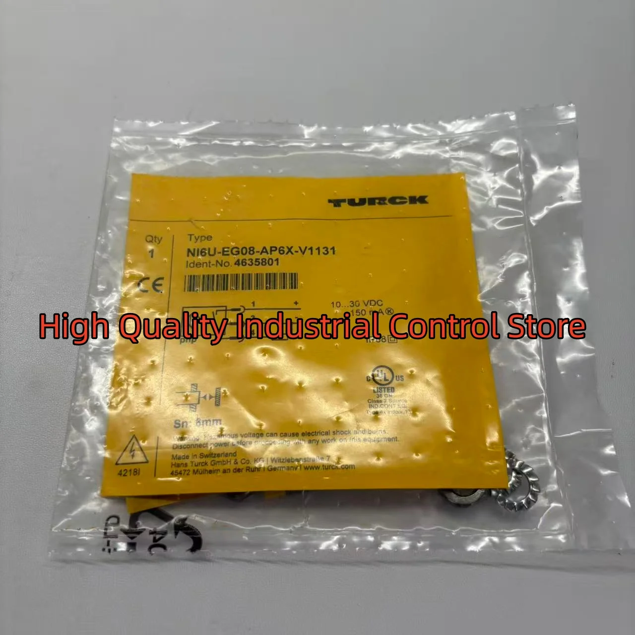 

New NI6U-EG08-AP6X-V1131 4635801 in box Inductive Switch Sensor