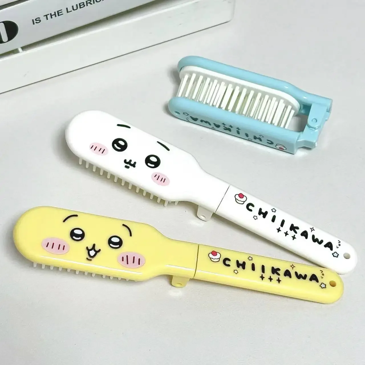 Cartoon Figure 치이카와 Foldable Hair Comb Portable Detangling Hair Brushes Cute Cartoon Anti Static Head Combs Hair Styling Tools