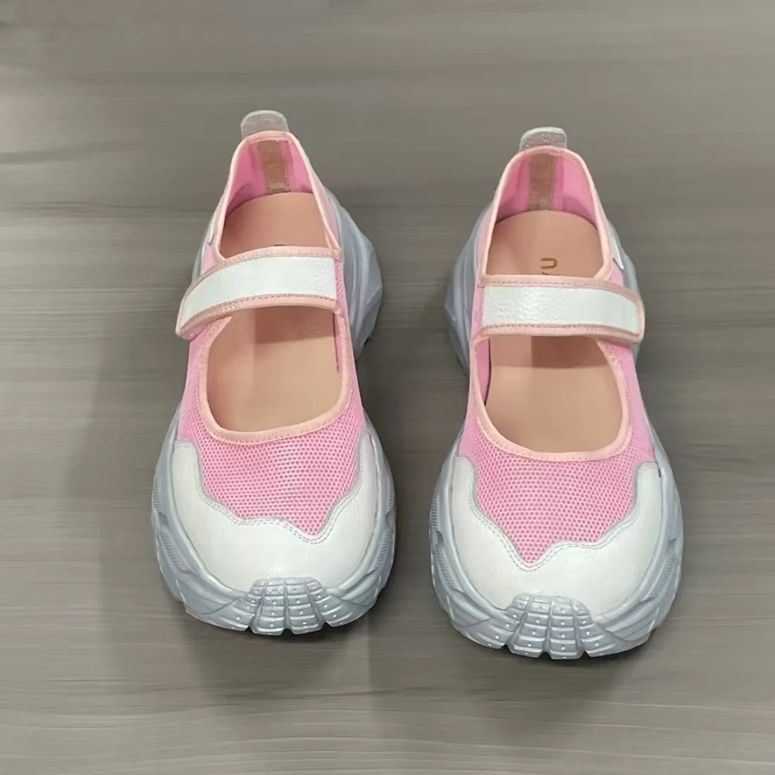 Xingliupi Trendy Grid Comfortable Women's Shoes Casual Shoes Fashion Popular Sneakers for Women Unique Shape Genuine Leather