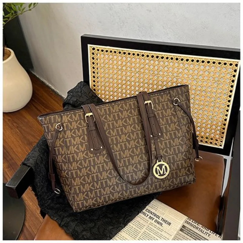 

Элегантная портативная женская универсальная сумка для повседневного использования Jk Сумка для покупок Новая модель 2025 года Популярная женская сумка на день в офисе