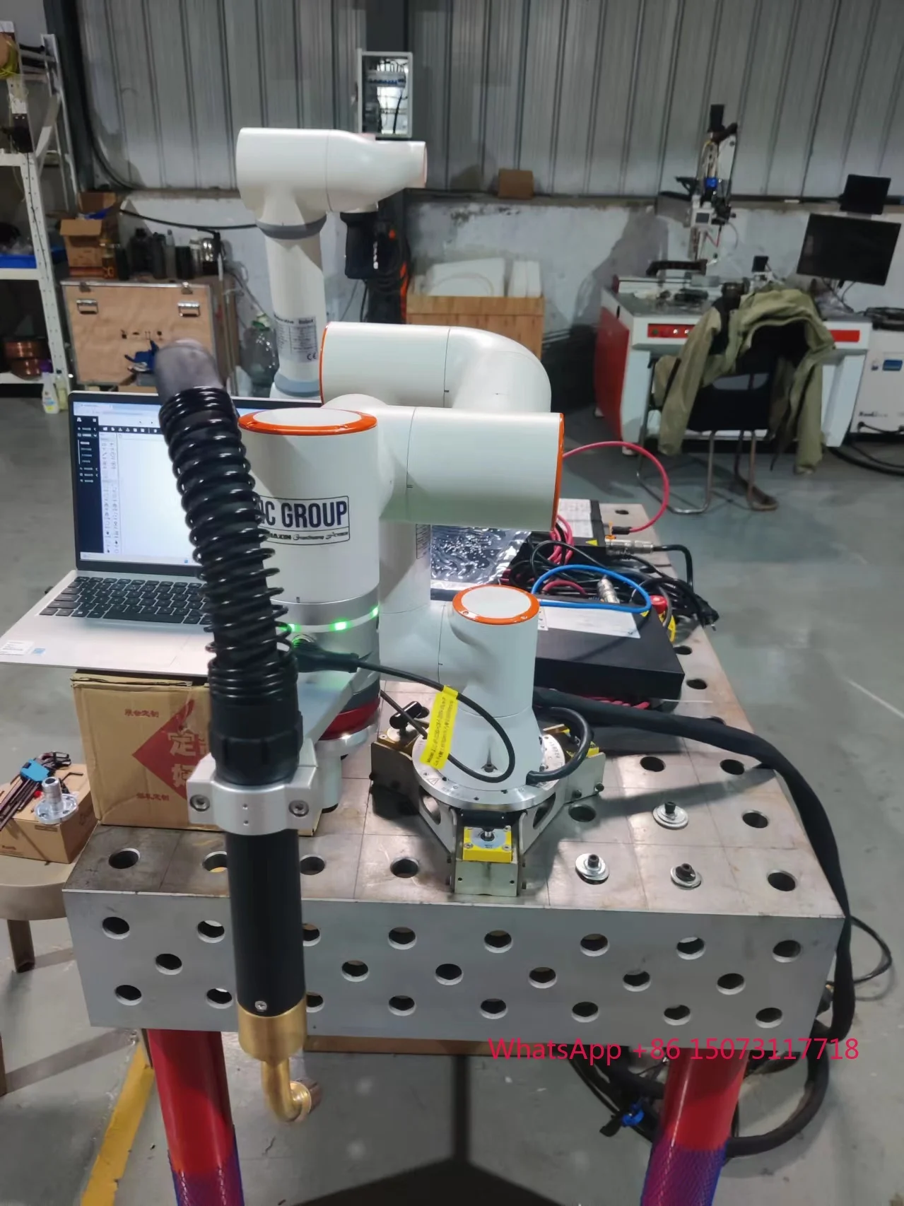 Nuovo Robot collaborativo con carico utile da 3 kg a distribuzione rapida Braccio robotico industriale a 6 assi Cuscinetto Pick Place Braccio robot Cobot per saldatura