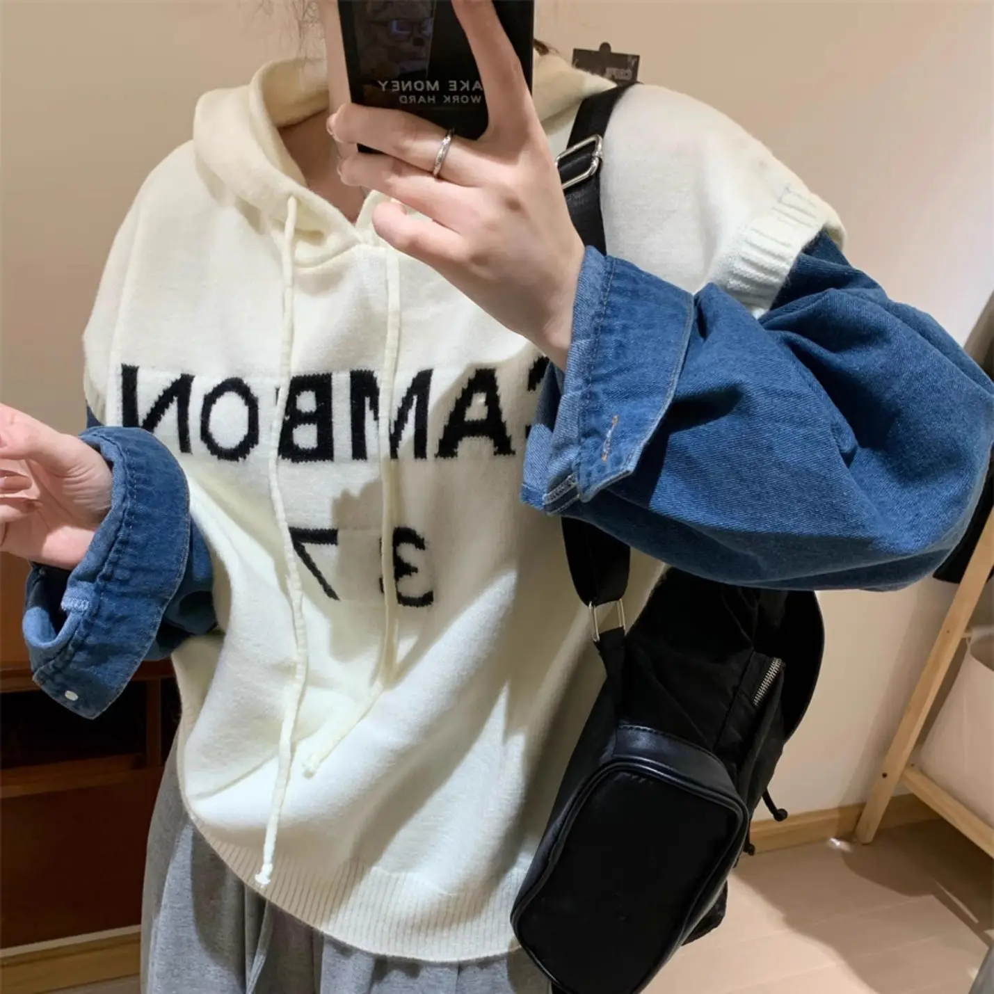 

Denim sleeve splicing sweater fake two-piece women's hooded sports pullover sweatshirt 2024 Korean version autumn and winter