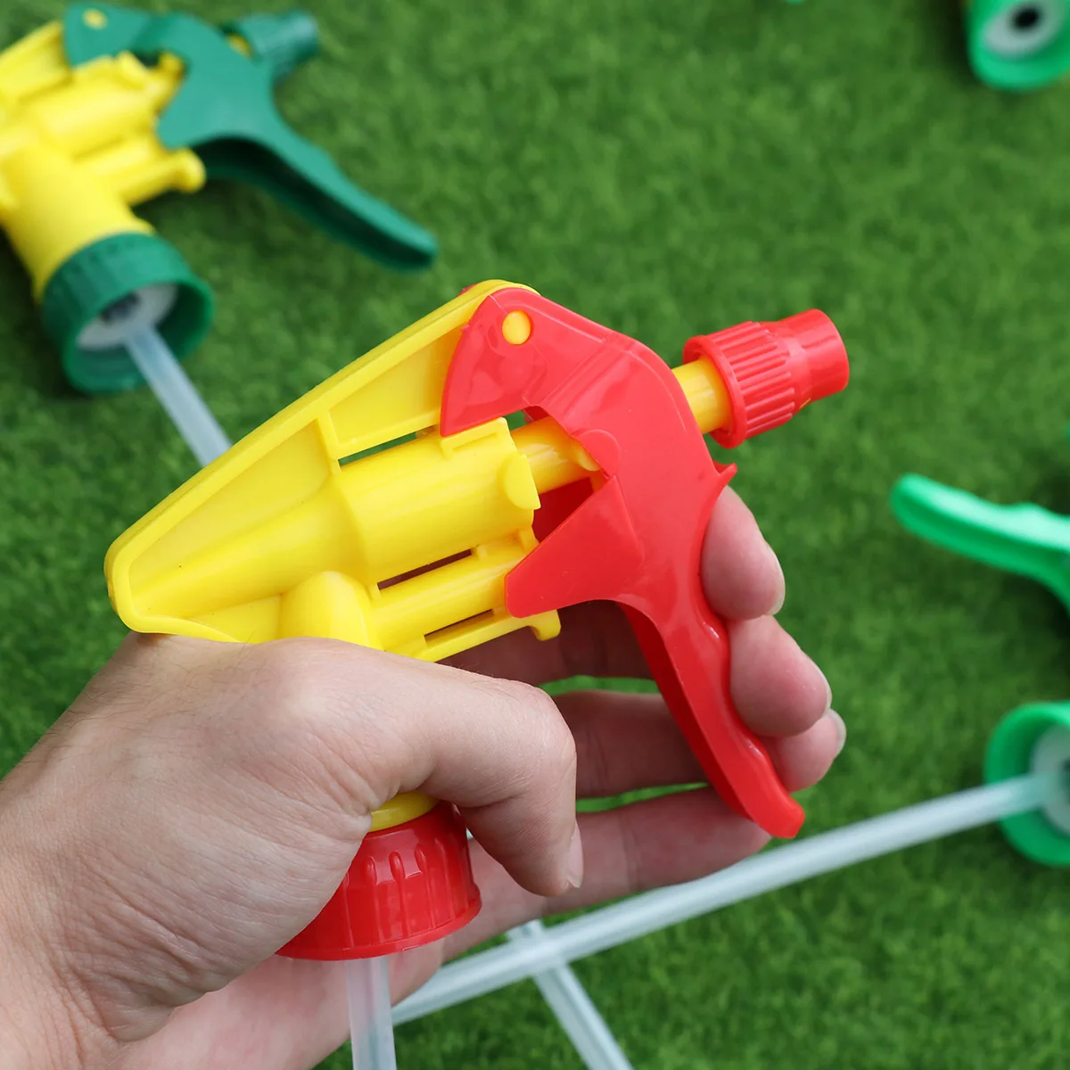 

5Pcs Soap Lotion Dispenser Pumps Replacement Thick Spray Bottle Heads for Shampoo Lotion High Viscosity Liquid Dispensers