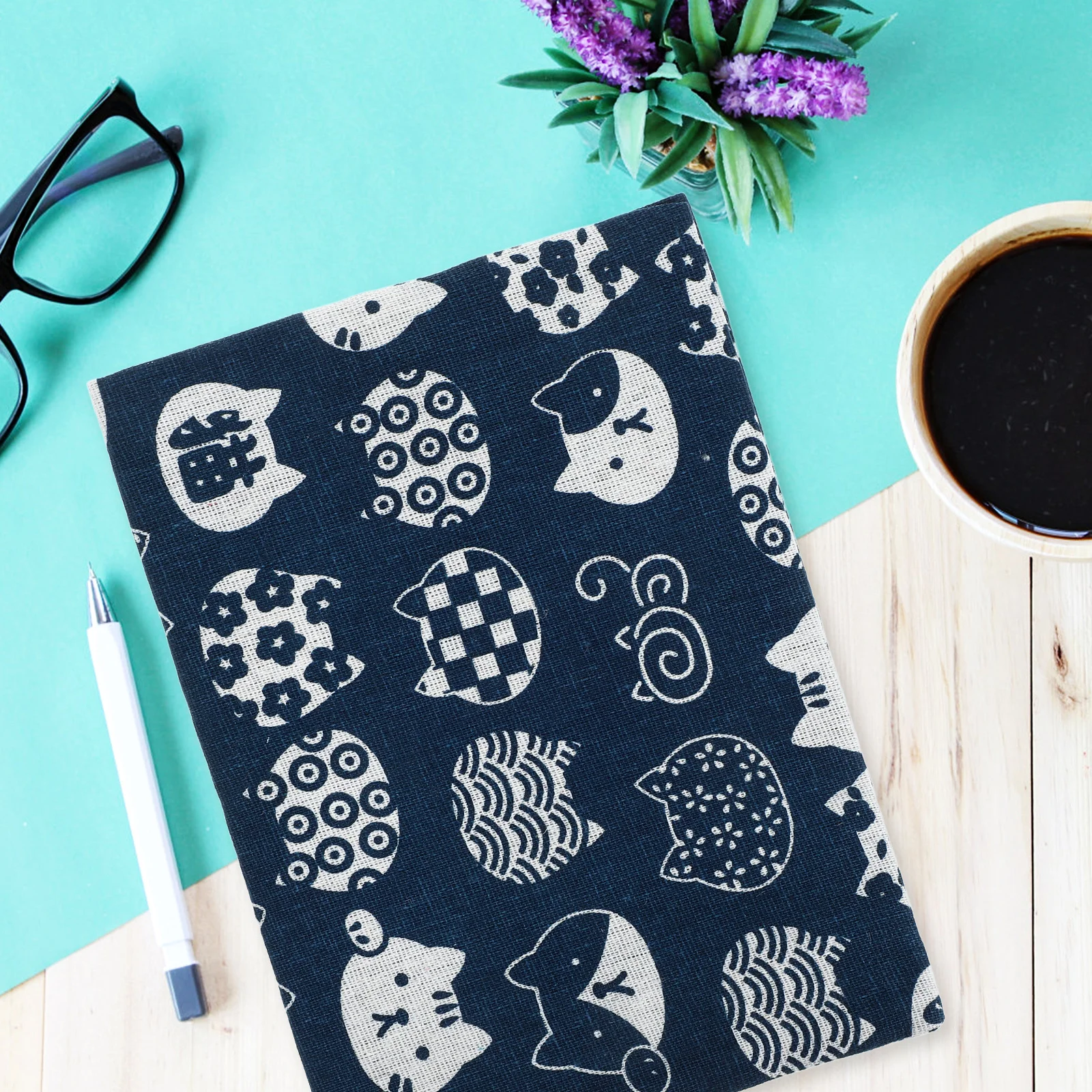 

Washable Book Cover Reusable Fabric Protector Beautiful Pattern Sleeve for Hardcover Books Book Cover Diary Covers