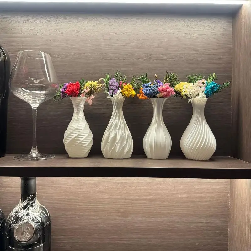 Unique Angel Wings Design Vase 1 PCS Decorative Flower Container Nordic Style Ornament for Home Office Desktop Decor