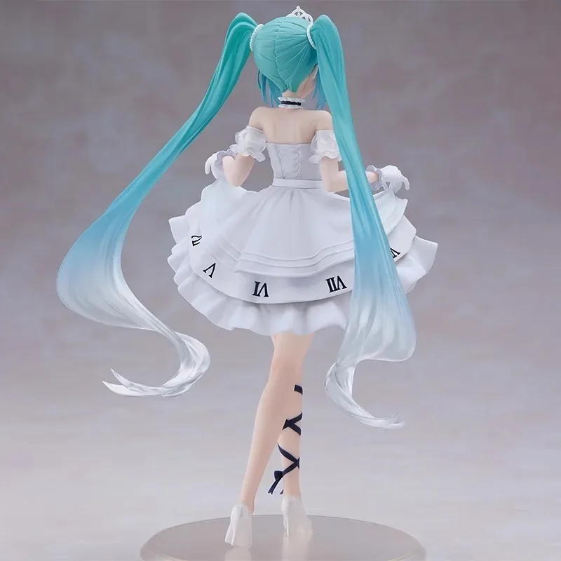 Taito original genuíno piapro personagens hatsune miku país das maravilhas figura cinderela china modelo de cor exclusivo brinquedos 18cm figuras