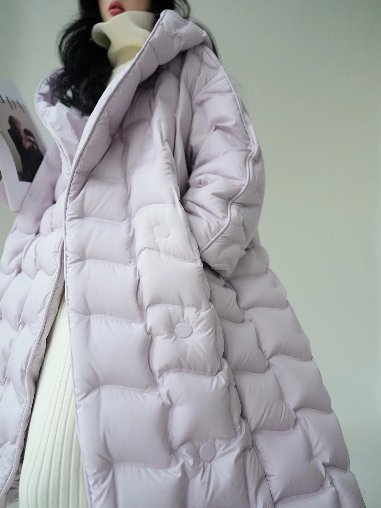 

Женское зимнее пальто Aconiconi Snow Velvet Taro 90 White Du Down средней длины с капюшоном, теплое, стеганое, модное