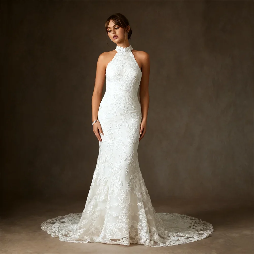 Exquisites Spitzen-Meerjungfrau-Hochzeitskleid, maßgeschneidertes Neckholder-Brautkleid mit ärmellosen Applikationen, offenem Rücken und Schleppe
