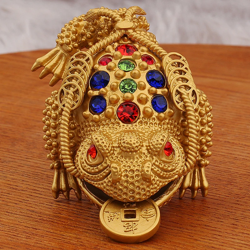 

【A-Beautiful】Gold Colour Money Frog Statue Feng Shui Three Legged Wealth Figurine Good Luck Fortune Frog Home Office Decor Gifts