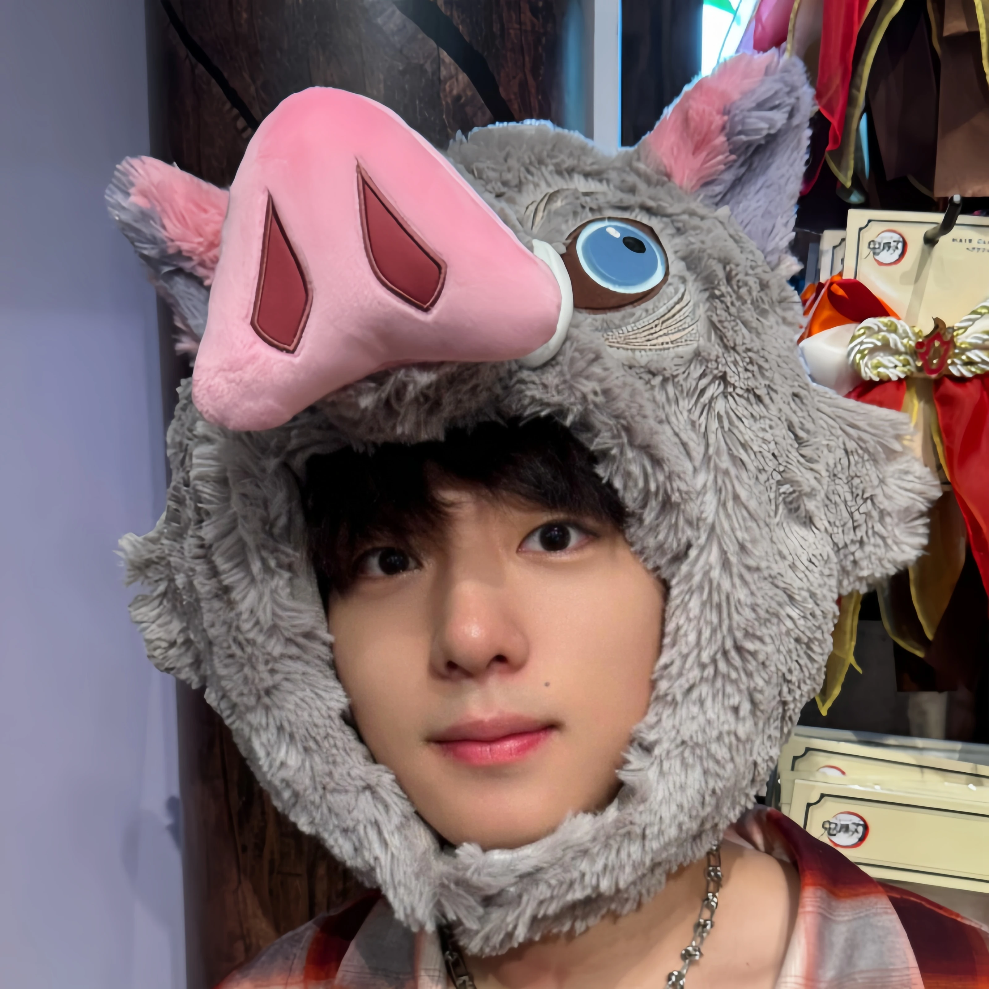 

Demon Slayer Plushies Wild Boar Head U-shaped Hooded Neck Pillow Cute Cosplay Props Hashibira Inosuke Hat Travel Blackout Pillow