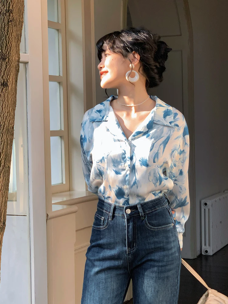 

Yuan Ying Retro Oil Painting Print Loose Long Sleeve Shirt Spring Summer Design Hong Kong Style Top Women's Fashion