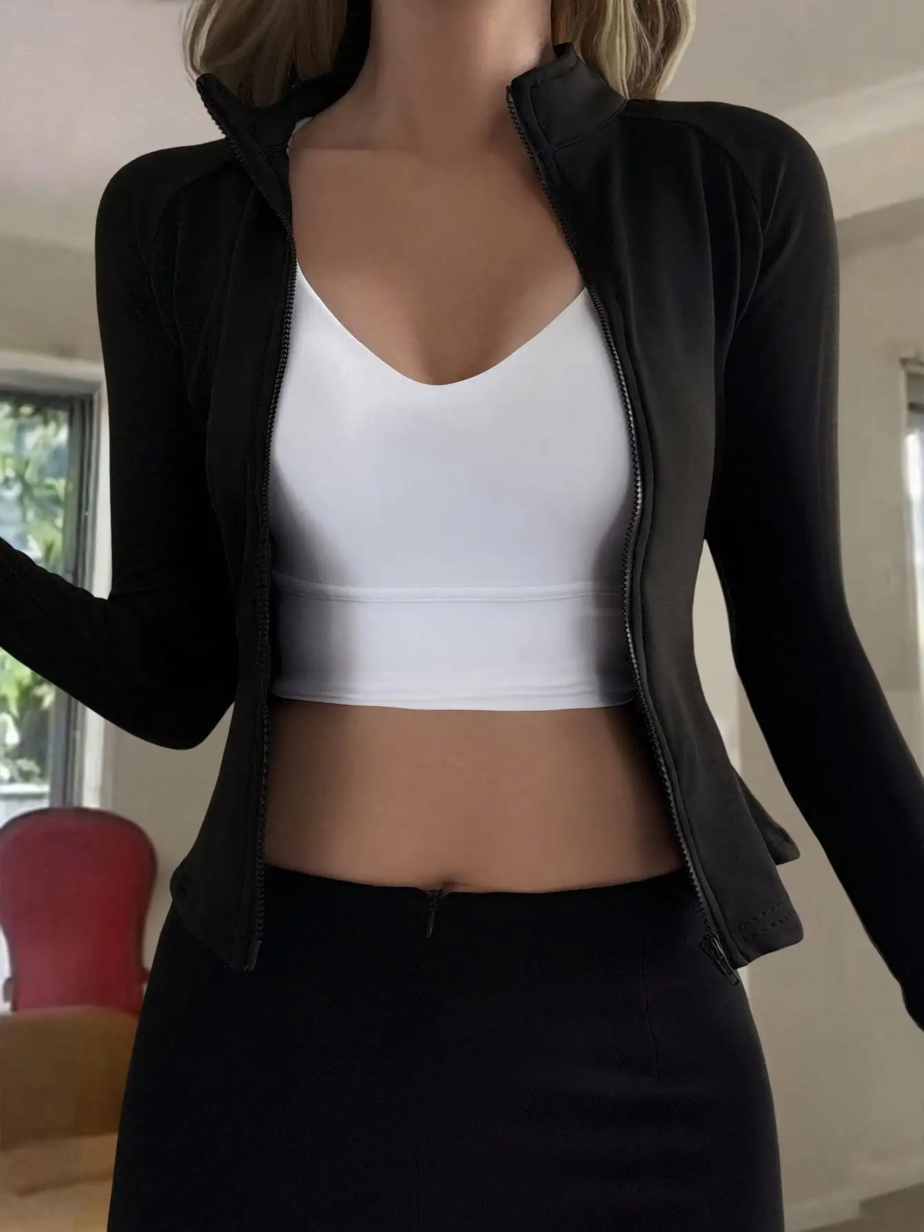 

Женская приталенная футболка Livesso, осенняя новинка, женская куртка в стиле Y2K, осенняя женская одежда