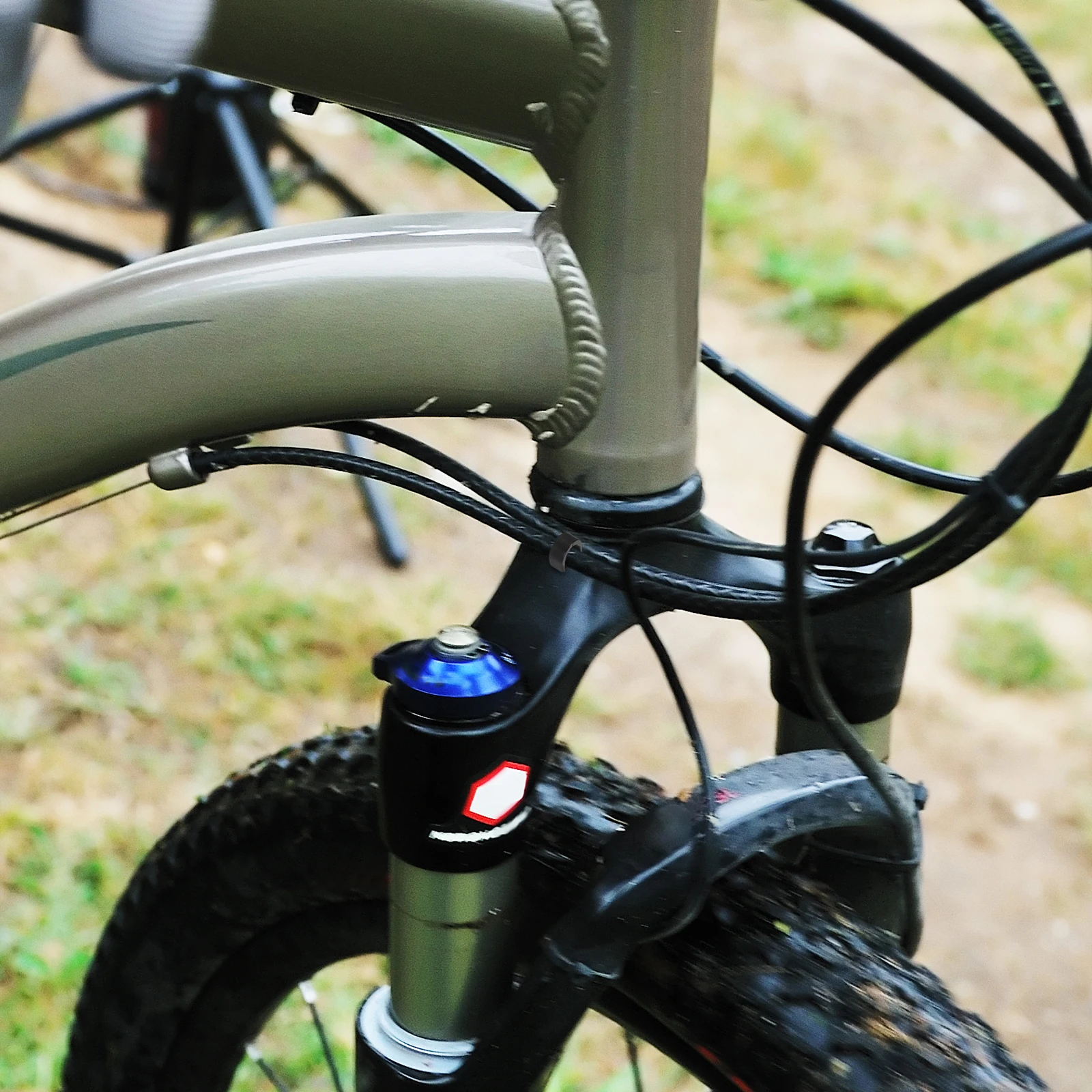 

40pcs Brake Cable Clip Bike Hose Guide Derailleur Cable Buckle Alloy Tube Clamp Shifter Clip Road Bicycle Universal Fit