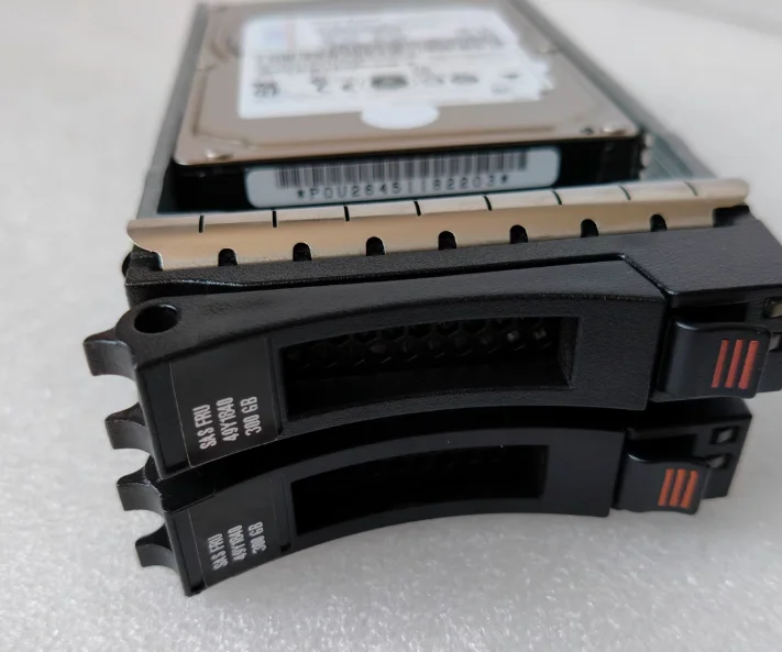 

For 49Y1840 49Y1836 49Y1839 300G 10K DS3524 2.5-inch server hard drive