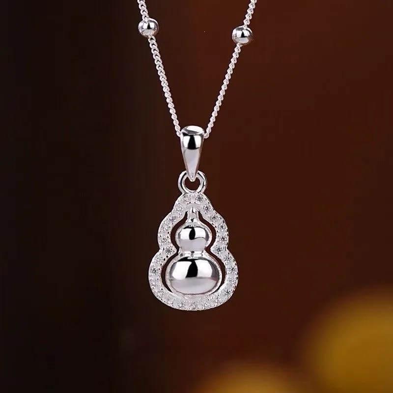 Elegant Versatile Gourd Necklace for Women, Stylish Oriental‑Style Pendant Chain, Fashion Ornament for Party & Casual Outfits