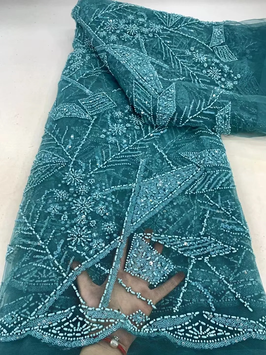 

Fashion French Beaded Embroidery Lace Fabric White Groom African Nigerian Beaded Sequins Lace Fabric For Wedding Party Dresses