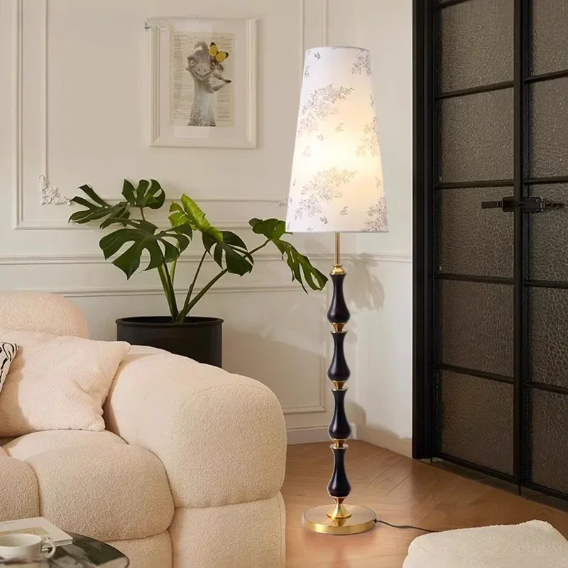 

Fabric Shade Floor Lamp Simple Sofa Side Decorative Creative Table Lamp