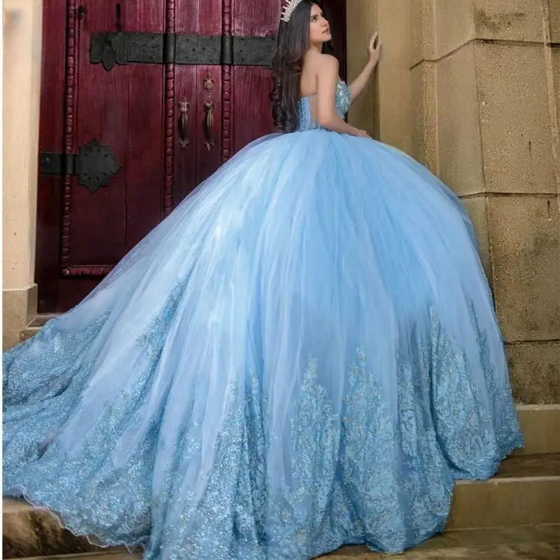 

Light Blue Sweetheart Beading Crystal Quinceanera Dresses Ball Gown Illusion Appliques Lace Sweet 15 Birthday Party