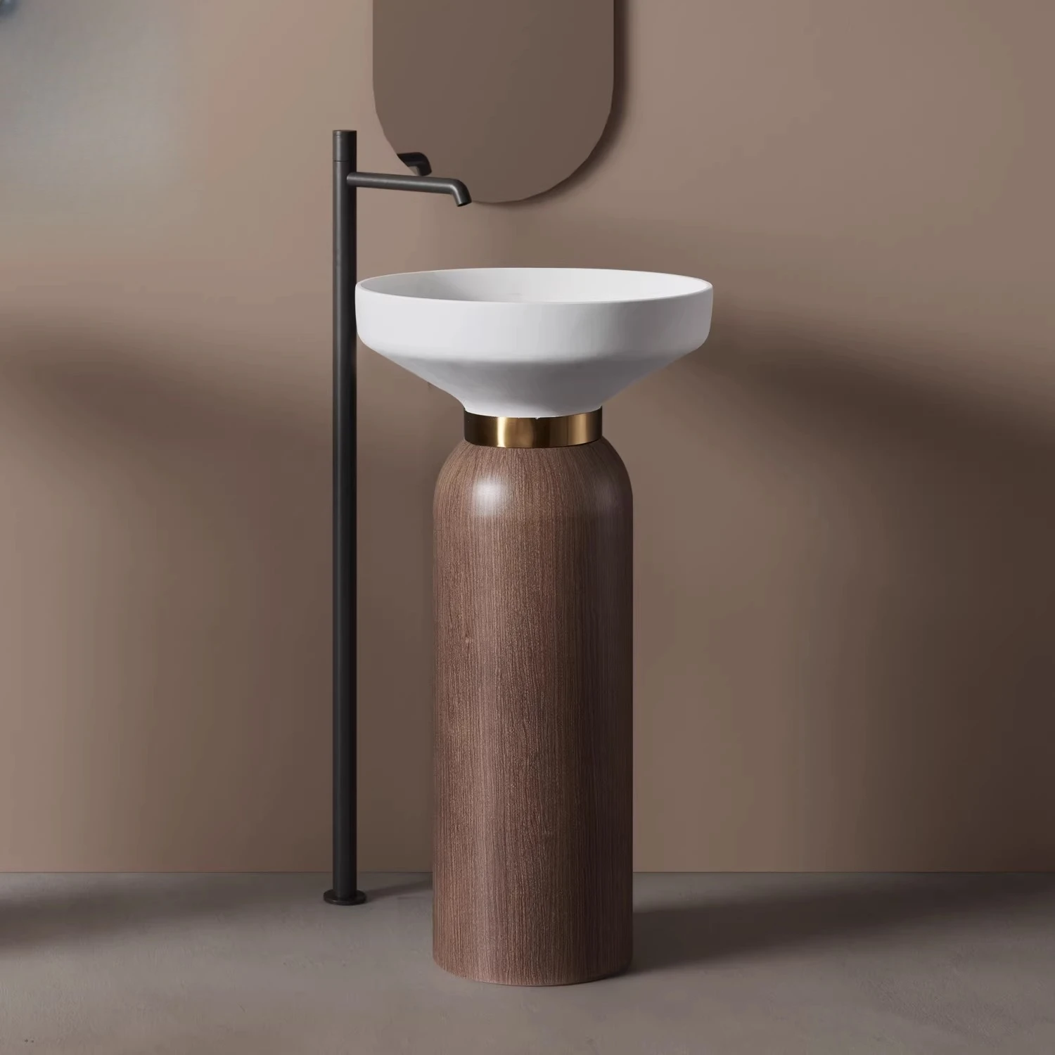 Medieval style floor-to-ceiling column basin Art Hotel B & B creative washbasin