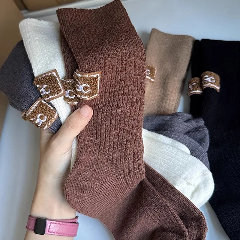 

Winter Cozy Thickened Pile Socks Mid Calf Length Casual Cotton Soft Keep Warm Knitted Snow Boot Footwear Letter Print Hosiery
