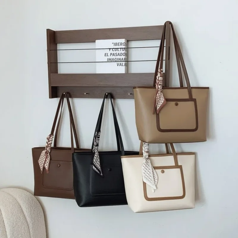 

Reliquary Vintage Leather Handbag For Women Luxury Designer Crossbody Bag Large Capacity Unique Minimalist Sacred Diaper Bag