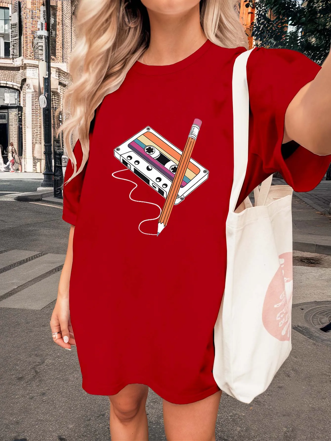 

Plus Size Retro Cassette And Pencil Graphic Tee Ingeniously Fusing Nostalgic Allure With Elegant Sophistication