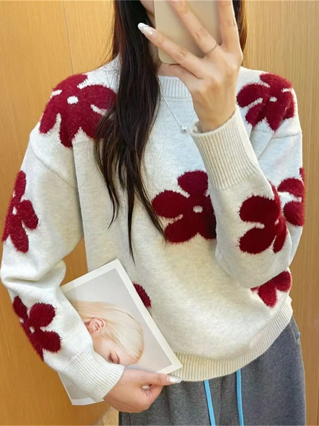 

Женский утепленный красный свитер с круглым вырезом, свободный крой, вязаный топ, теплый зимний модный нежный свитер, эксклюзивно онлайн, размер S